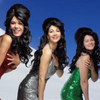 'THE COVERLETTES COVER CHRISTMAS' Brings the Jingle to the Aurora 12/15 - 12/27 Video