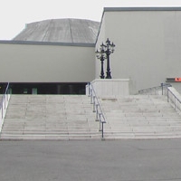 Managing Director du Ballett Basel Décorée de l’Ordre des Arts et Lettres 