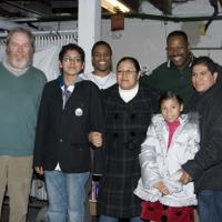 Photo Coverage: SUPERIOR DONUTS Greets Francisco Hernandez and Family