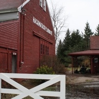 Hackmatack Playhouse Raises Funds for Non-Profits