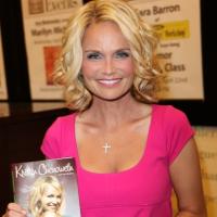 Kristin Chenoweth's 'A LITTLE BIT WICKED' Makes NY Times Bestseller List