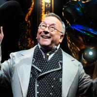 Photo Flash: West End WICKED Welcomes Kelly, Anderson on 5/11 Video