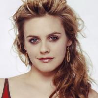 Alicia Silverstone Joins The Cast Of MTC's New York Premiere Of Donald Margulies' TIM Video