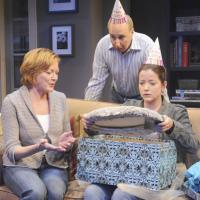 RABBIT HOLE at Everyman Theatre to Close 10/11