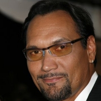 Former GOD OF CARNAGE Star Jimmy Smits to Star in NBC Legal Drama Pilot Video