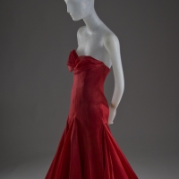 American Beauty: Aesthetics and Innovation in Fashion On View At FIT Through 4/10 Video