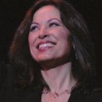 Photo Coverage: All of Me - Linda Eder at Town Hall - Performance!