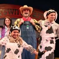 CLICK, CLACK, MOO Opens 7/28 As Part Of Theatreworks USA's Free Summer Theatre Video