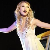 Taylor Swift to Perform Opening Song for The 43rd Annual CMA Awards 11/11 Video