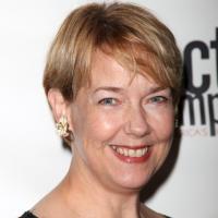 Harris, Ashmanskas, Poe & More Join Garber in Roundabout's PRESENT LAUGHTER