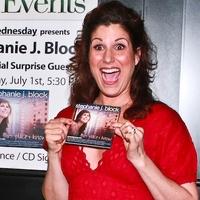 Photo Coverage: 9 To 5's Stephanie J. Block Sings And Signs At Barnes And Noble Video