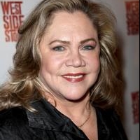 Kathleen Turner in Talks for Return to The Stage in HIGH by Matthew Lombardo Video