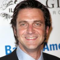 Raul Esparza, Sherie Rene Scott & More Set for 'New York City Christmas' Concert and…