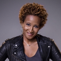 Wanda Sykes Teams Up With 50Kshoes.com To Raise Funds for Haiti Video