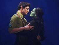 Photo Coverage: Backstage at WICKED, Spotlight on 'Fiyero' Rob Mills Image