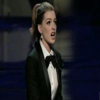 STAGE TUBE: Anne Hathaway Sings 'Hate Song' to Hugh Jackman at the Oscars Video