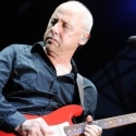 Photo Coverage: Mark Knopfler Performs at the Arena Civica in Milan Video