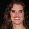Brooke Shields Breaks Hand During LEAP OF FAITH Rehearsal Video