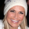 Kristin Chenoweth Rings In The New Year At Walt Disney Concert Hall Video