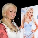 Photo Coverage: Holly Madison Sells Tix to PEEPSHOW for Animal Foundation Video