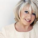 Manlow, Mathis, Bolton & More to Guest on Elaine Paige DUETS Video