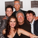 Photo Coverage: Tommy Tune, Raul Esparza Visit Brooke Shields at Feinstein's Video