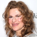 Sandra Bernhard to Bring New Show to Town Hall, 6/8 Video