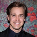 T.R. Knight Returning to LAW & ORDER: SVU