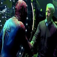 STAGE TUBE: SPIDER-MAN Saves Anderson Cooper on New Year's Eve! Video