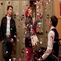 Photos and Audio: Tonight on GLEE- Whitney Houston, ANYTHING GOES, and More!