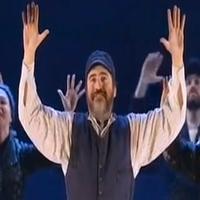STAGE TUBE: On This Day for 2/26/15- FIDDLER ON THE ROOF Video