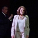 Photo Coverage: Debra Messing, Marlo Thomas & More Honor Linda Lavin at Vineyard…