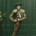 Photo Flash: New Shots Released from GLEE's Michael Jackson Episode!
