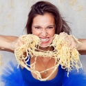 Candice Guardin to Premiere Spaghetti or Starbuxs At The Triad Video