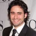 John Lloyd Young and More to be Featured on A JERSEY BOYS CHRISTMAS Album; Released 1 Video
