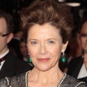 Peter Gallagher, Annette Bening, et al. Set for IT'S A WONDERFUL LIFE Reading at Geff Video