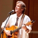 Photo Coverage: David Ippolito Brings 'That Guitar Man from Central Park' Back to…
