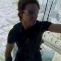 STAGE TUBE: Cruise Climbs World's Tallest Building for MISSION IMPOSSIBLE: GHOST PROT Video
