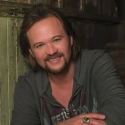 Travis Tritt to Play the Colonial, 3/10 Video