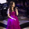 Idina Menzel Makes Chicago Appearances in Support of 'Barefoot with the Symphony' Video