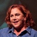 BWW Reviews: Kathleen Turner Replicates the Excessively Open Political Wit of Molly Ivins