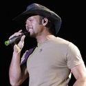 Tim McGraw Wants to Star in a Broadway Play! Video