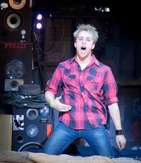 Photo-Coverage-The-Canadian-Idiots-20000101