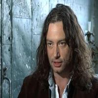 STAGE TUBE: Behind the Scenes of JEKYLL & HYDE's Sexy Photo Shoot with Constantine Maroulis and Deborah Cox!
