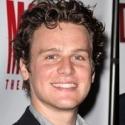 Jonathan Groff Joins Alfred Molina in LA Premiere of RED This August! Video
