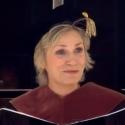 STAGE TUBE: Jane Lynch Gives Smith College Commencement Speech - Boston Theater Video