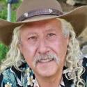 BWW Reviews: Arlo Guthrie Kicks Off National Tour at the Kimo Theater Video