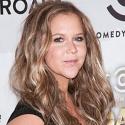 Amy Schumer Appears at Side Splitters Comedy Club, 4/19-22 Video