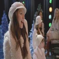 STAGE TUBE: GLEE Takes on 'Have Yourself a Merry Little Christmas' Video