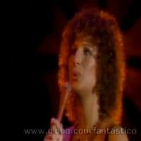 STAGE TUBE: Barbra Streisend Sings 'Evergreen' at 1977 Oscars Video